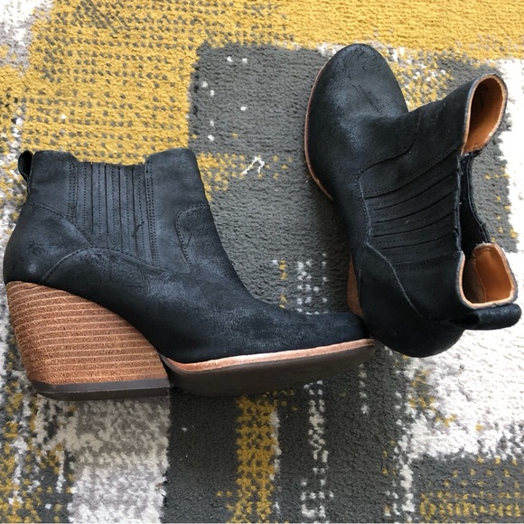 Kork-Ease Leather Booties Size 6.5 - Picture 4 of 11